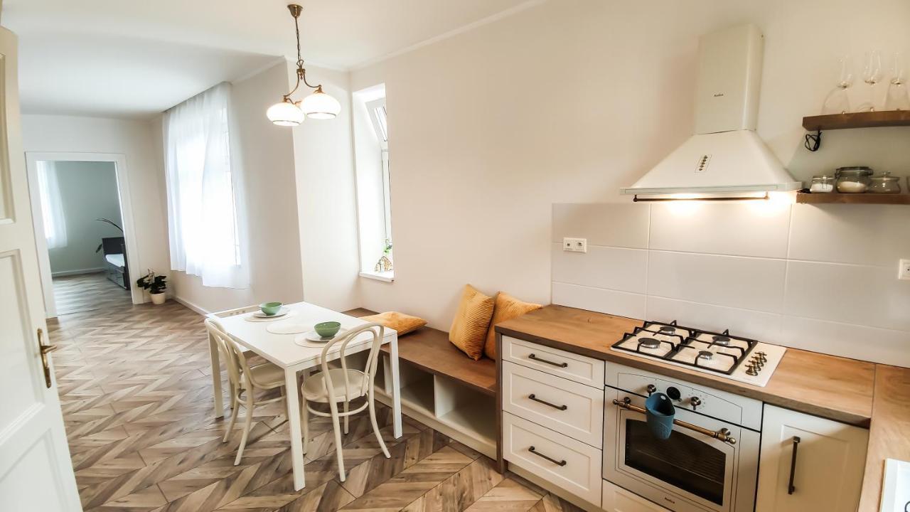 Bonton Apartments Kežmarok Екстериор снимка